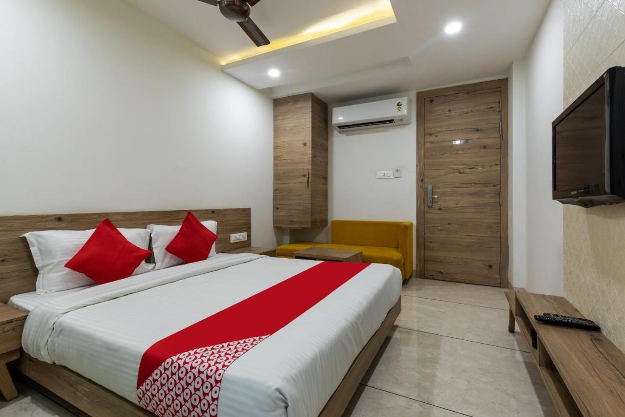 Capital O 47403 Hotel Manjeet Bhopal Extérieur photo