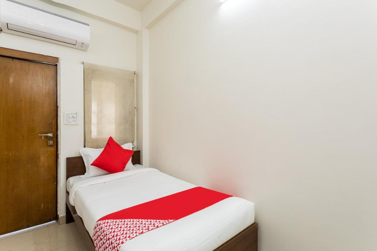 Capital O 47403 Hotel Manjeet Bhopal Extérieur photo