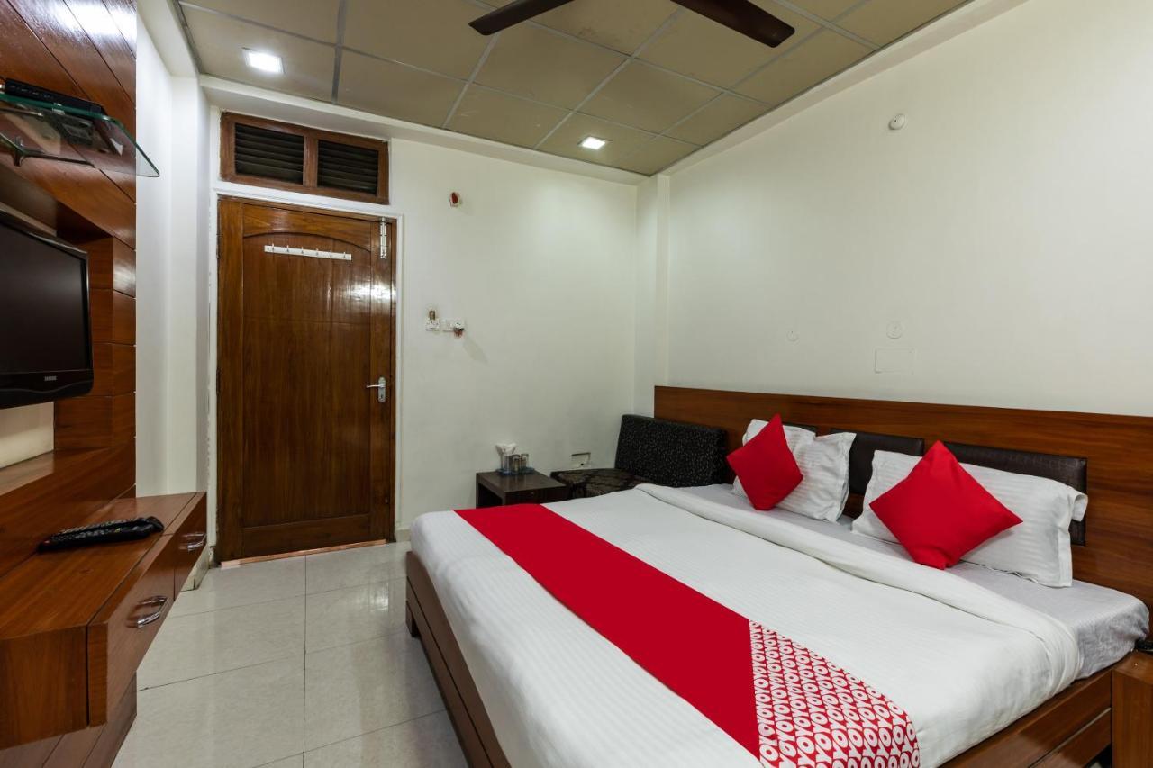 Capital O 47403 Hotel Manjeet Bhopal Extérieur photo